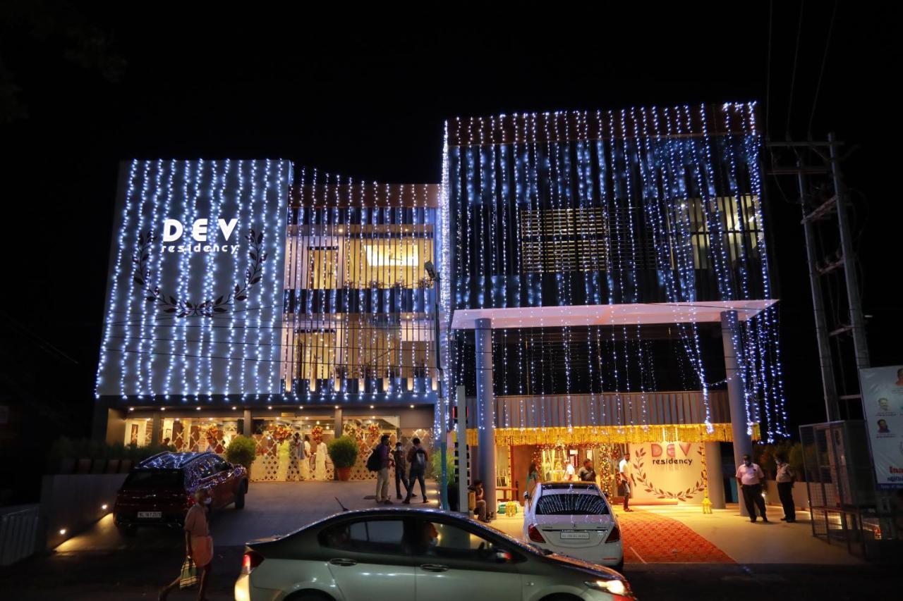 فندق Dev Residency تريفِندرم المظهر الخارجي الصورة