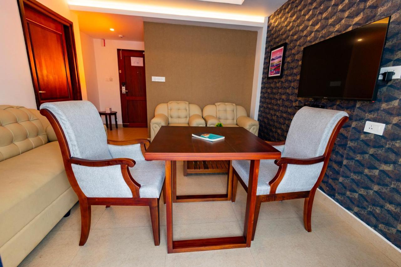 فندق Dev Residency تريفِندرم المظهر الخارجي الصورة