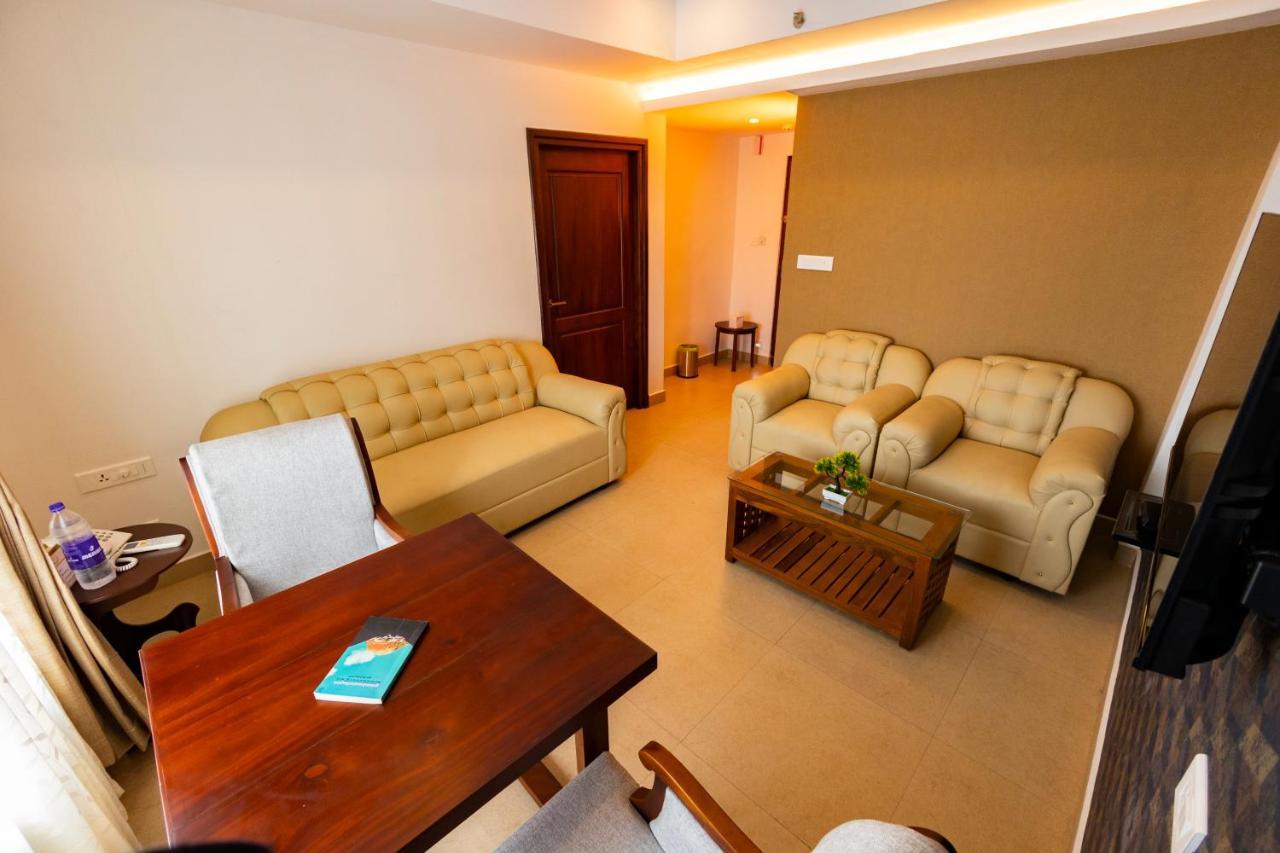 فندق Dev Residency تريفِندرم المظهر الخارجي الصورة